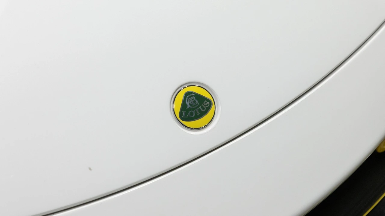 2021 Lotus Evora GT - Image 11 of 31