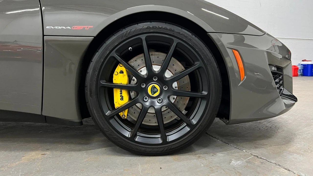 2021 Lotus Evora GT - Image 27 of 31