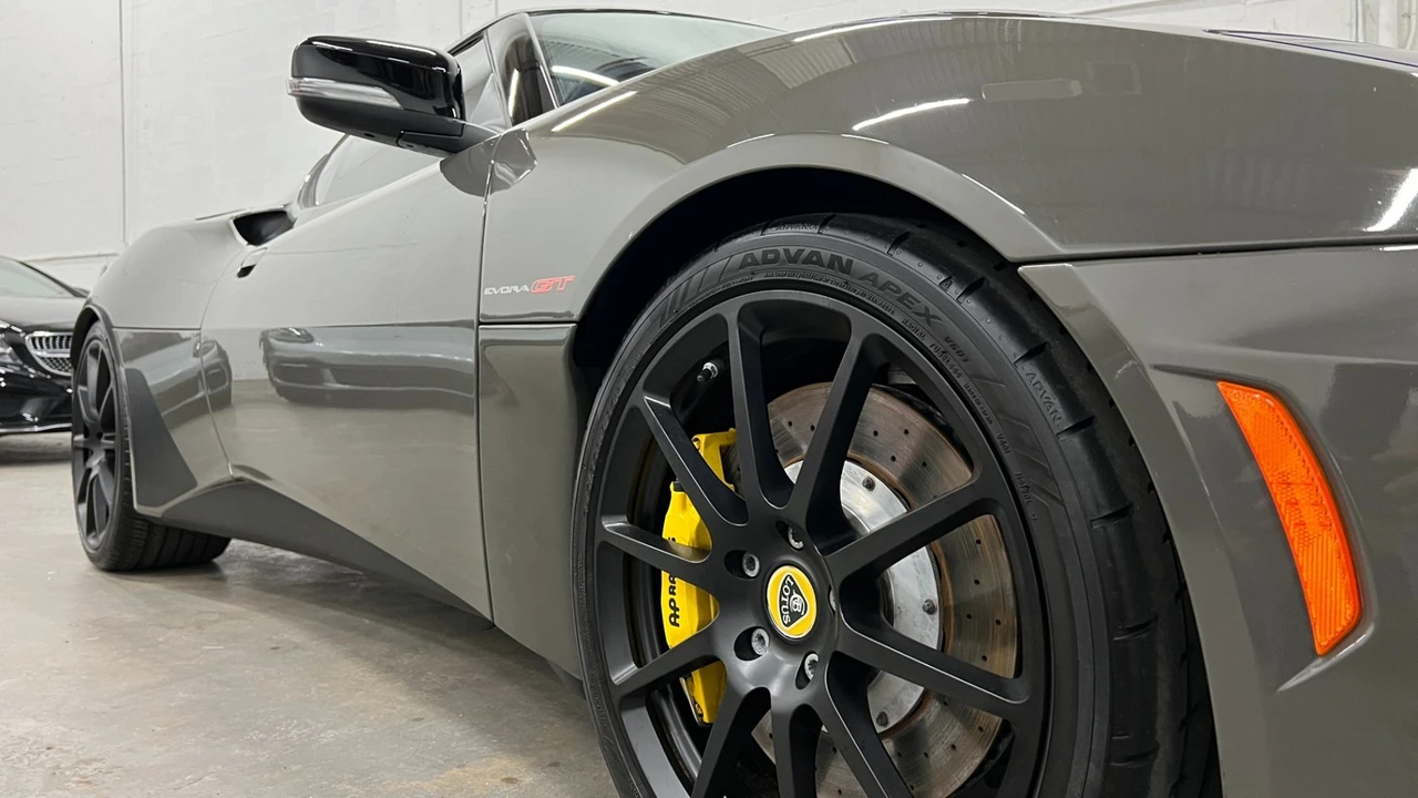 2021 Lotus Evora GT - Image 8 of 31