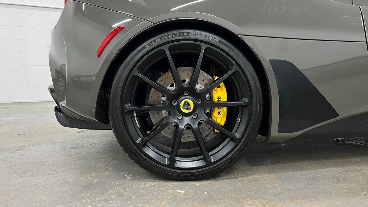 2021 Lotus Evora GT - Image 28 of 31