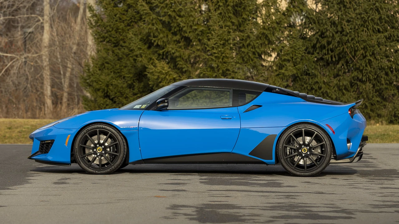 2021 Lotus Evora GT - Image 2 of 31