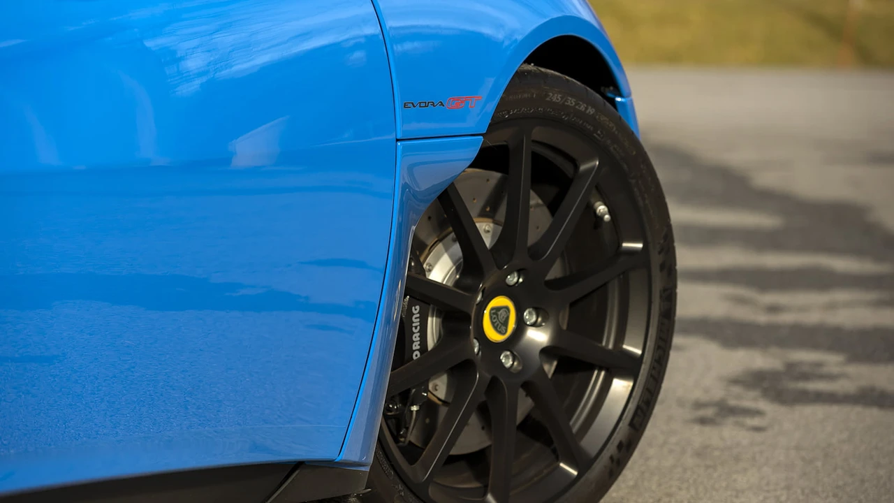 2021 Lotus Evora GT - Image 11 of 31