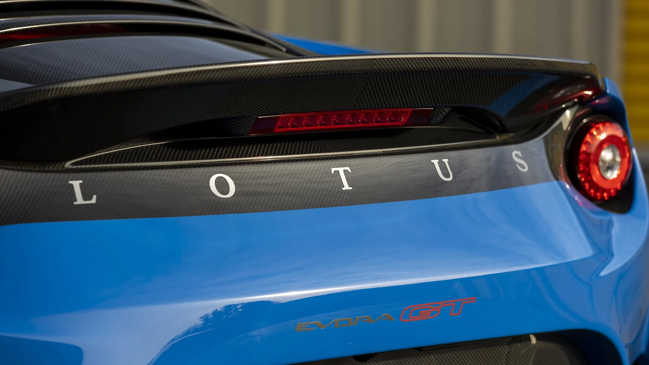 2021 Lotus Evora GT - Image 22 of 31