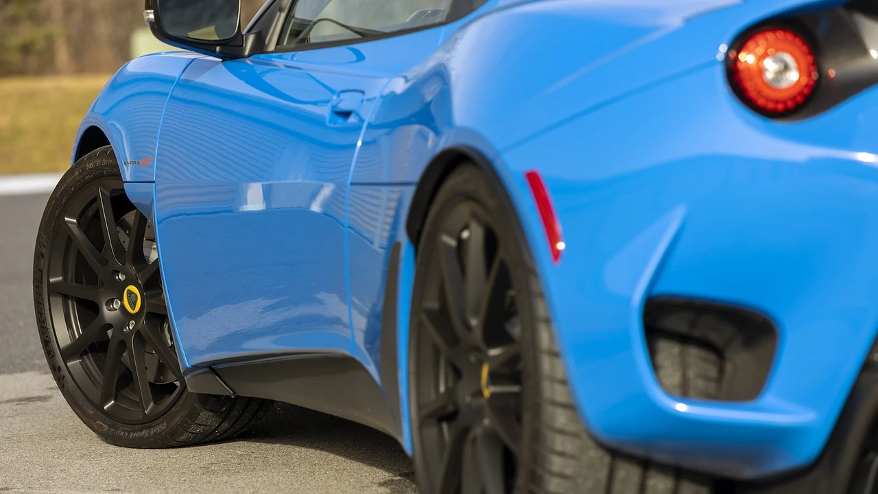 2021 Lotus Evora GT - Image 27 of 31