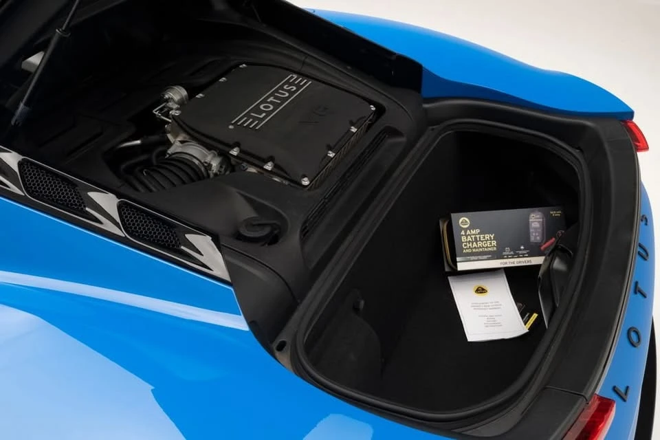 2021 Lotus Emira - Image 17 of 20