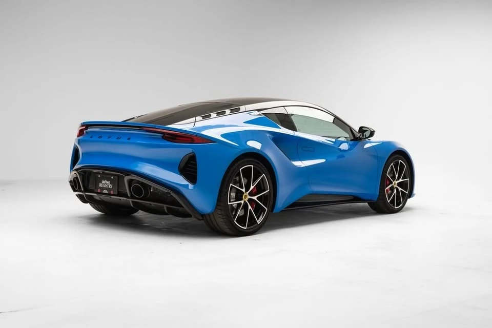 2021 Lotus Emira - Image 3 of 20