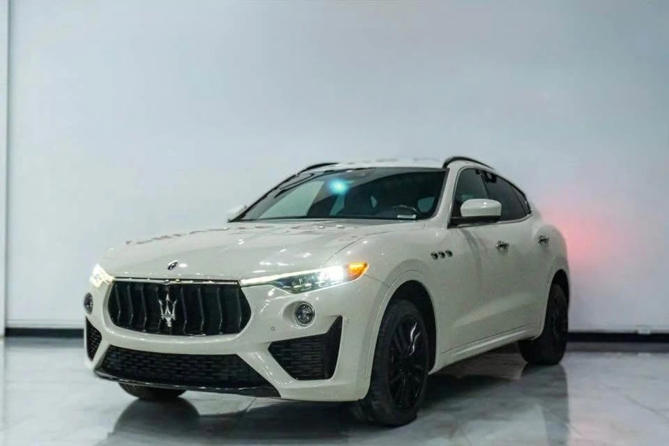 2021 Maserati Levante - Image 2 of 10