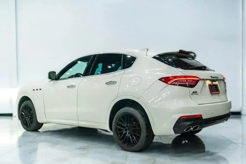 2021 Maserati Levante - Image 5 of 10