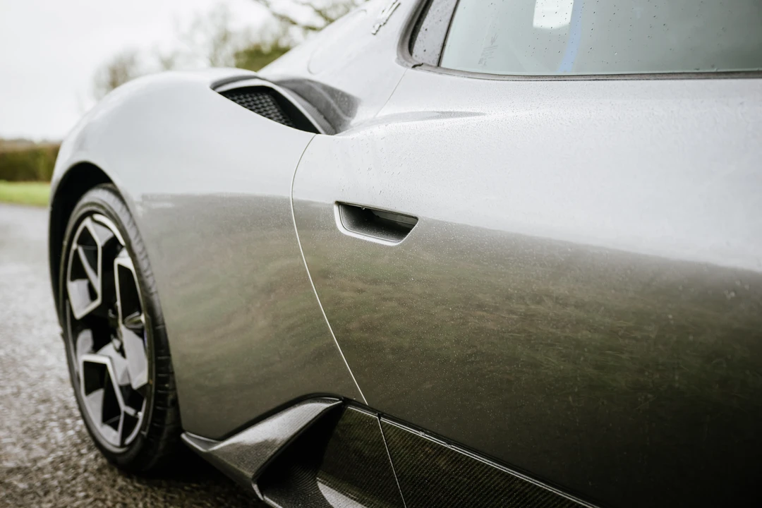 2021 Maserati MC20 - Image 27 of 31