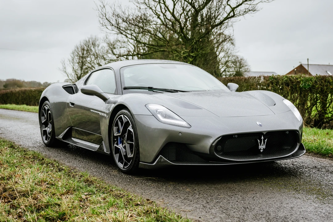 2021 Maserati MC20 - Image 8 of 31