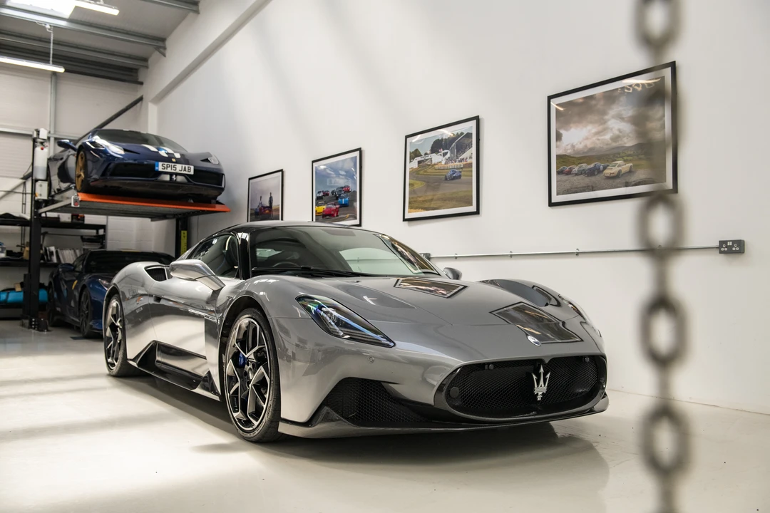2021 Maserati MC20 - Image 11 of 31