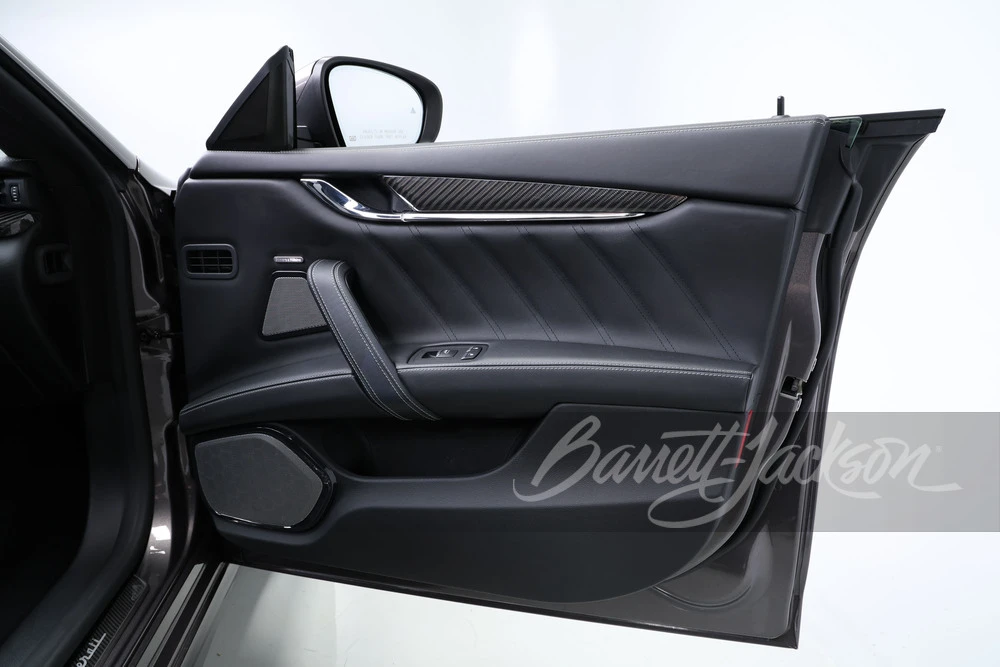 2021 Maserati Quattroporte 6th Gen - Image 19 of 31