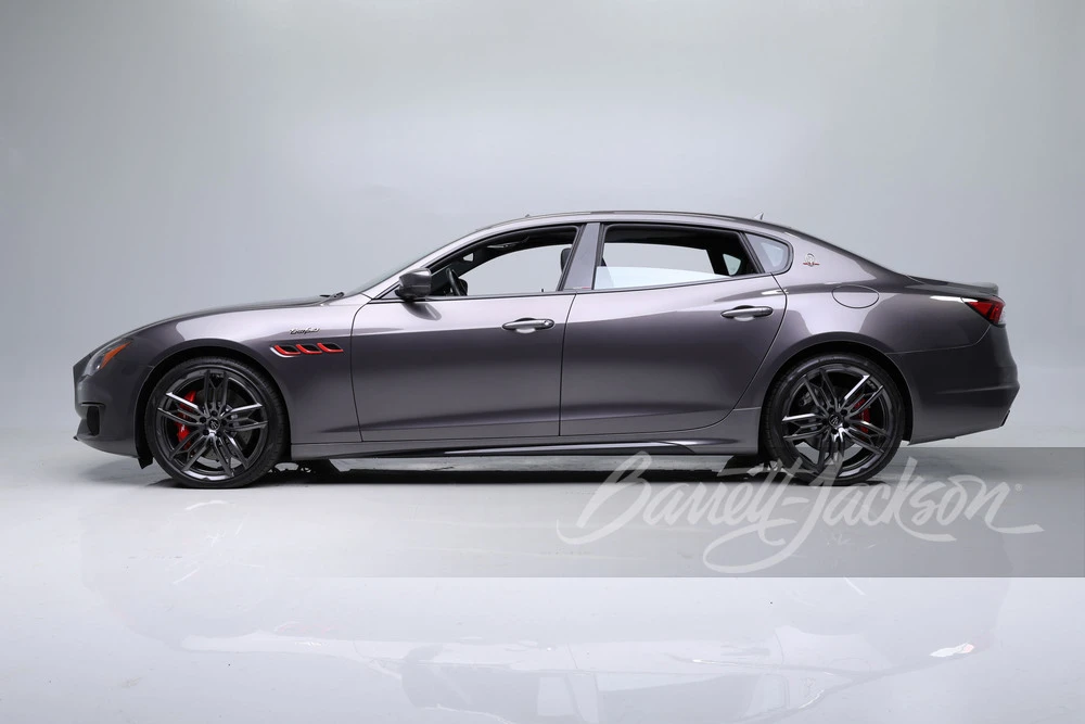 2021 Maserati Quattroporte 6th Gen - Image 26 of 31