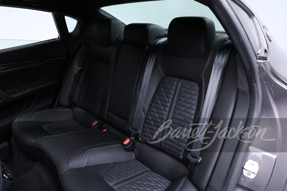 2021 Maserati Quattroporte 6th Gen - Image 27 of 31