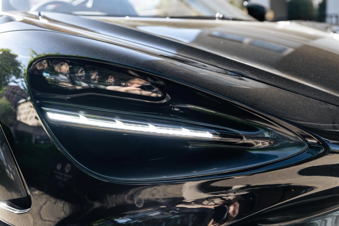 2022 McLaren 765LT Spider - Image 27 of 31
