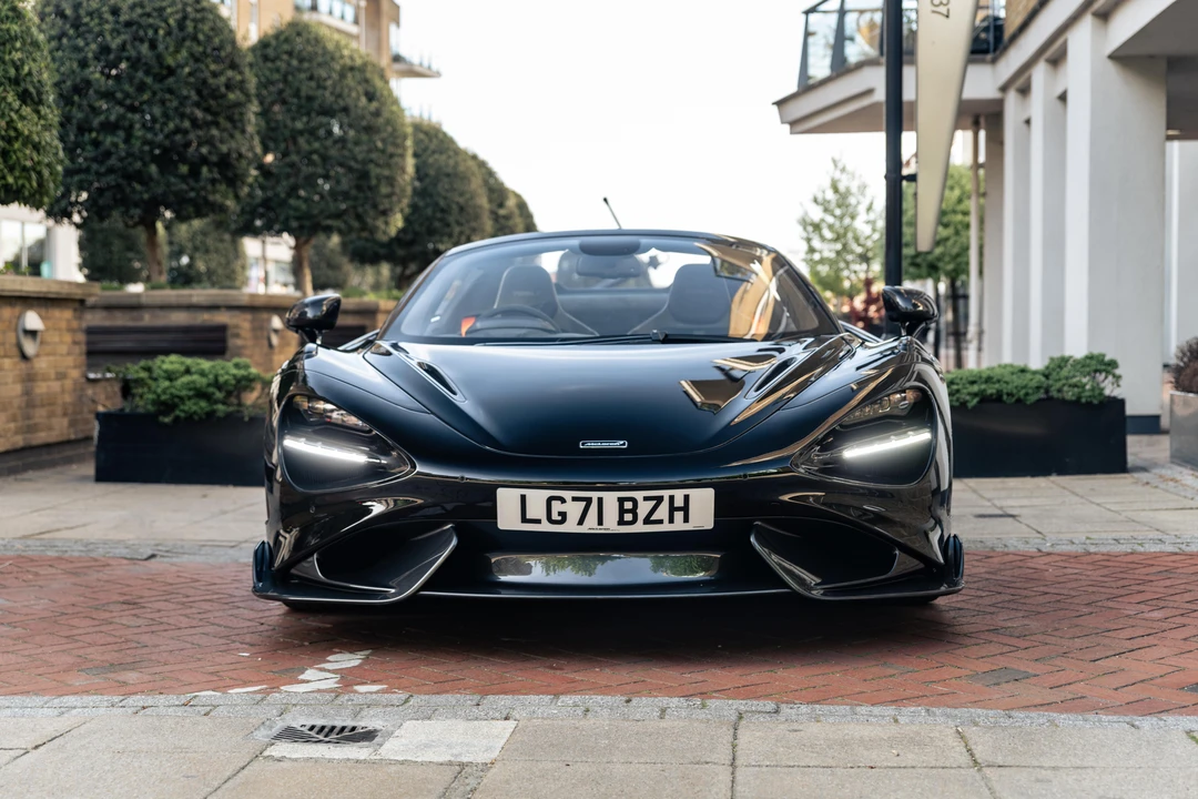 2022 McLaren 765LT Spider - Image 3 of 31
