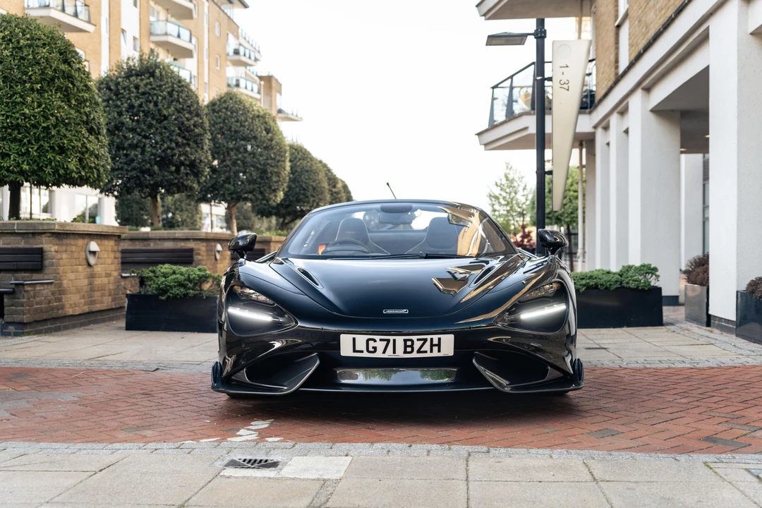 2022 McLaren 765LT Spider - Image 11 of 31