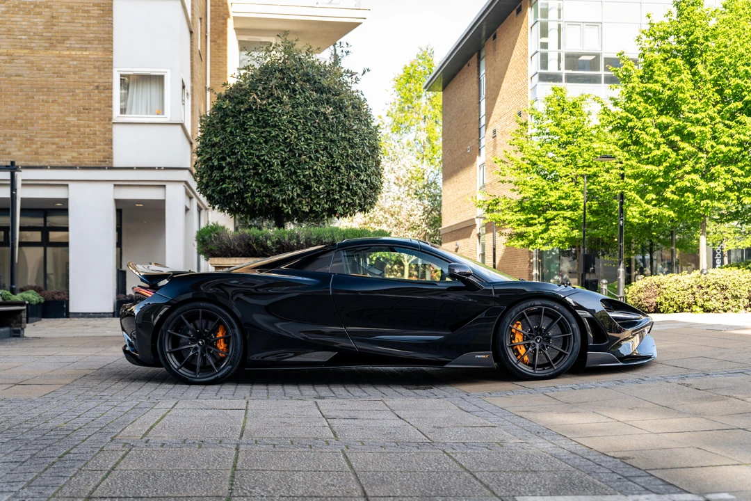 2022 McLaren 765LT Spider - Image 5 of 31