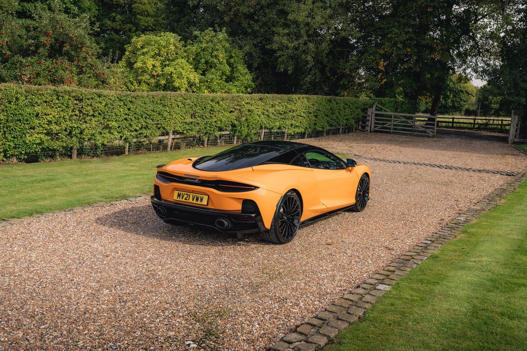 2021 McLaren GT - Image 15 of 31