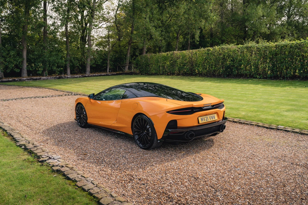 2021 McLaren GT - Image 13 of 31