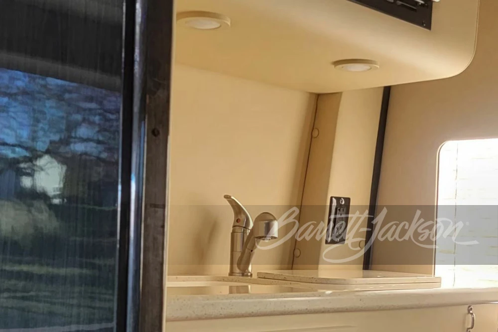 2021 Mercedes-Benz VS30 Sprinter - Image 17 of 31