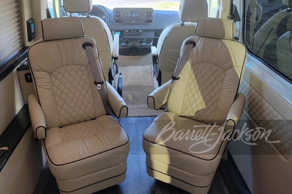 2021 Mercedes-Benz VS30 Sprinter - Image 13 of 31