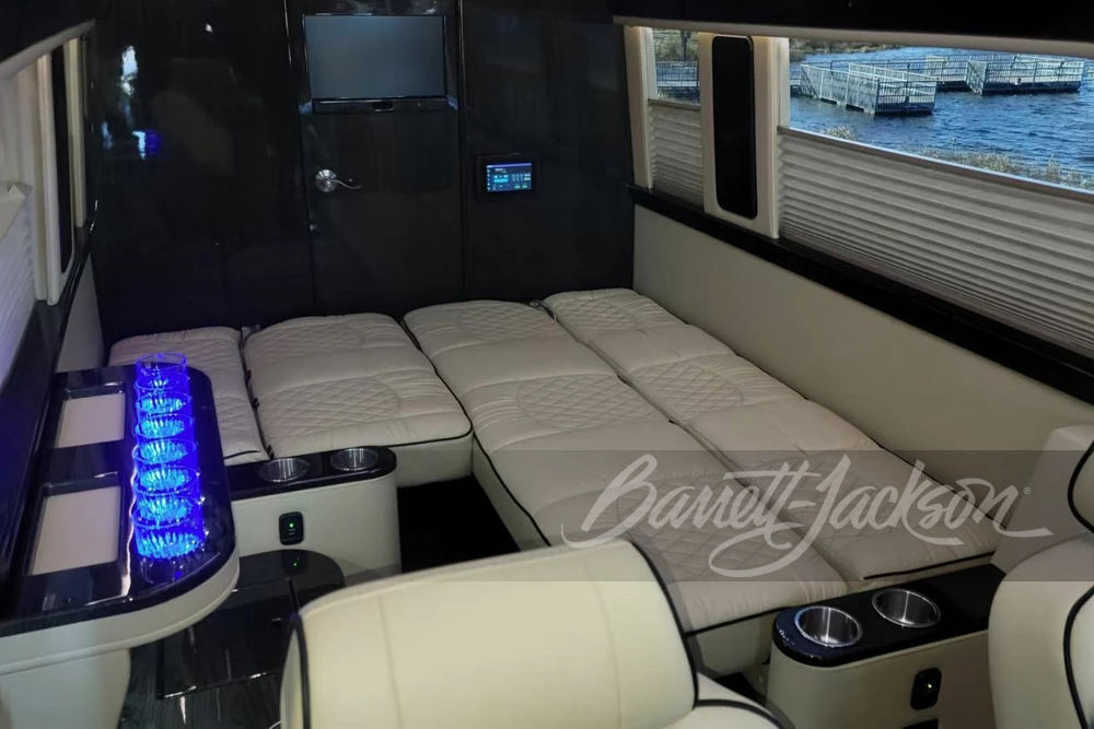 2021 Mercedes-Benz VS30 Sprinter - Image 14 of 31