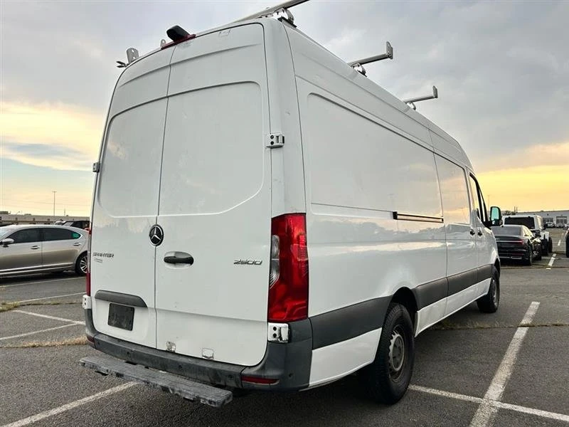 2021 Mercedes-Benz VS30 Sprinter - Image 2 of 20