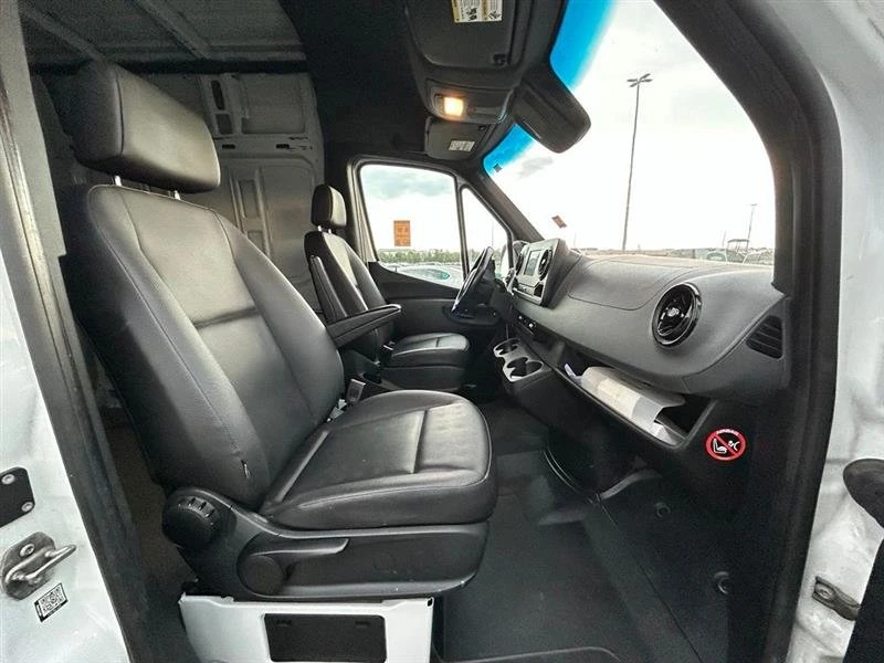 2021 Mercedes-Benz VS30 Sprinter - Image 10 of 20