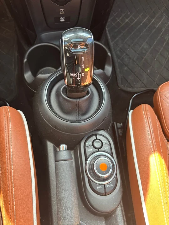 2021 Mini Mini Cooper S 3rd Gen - Image 13 of 17