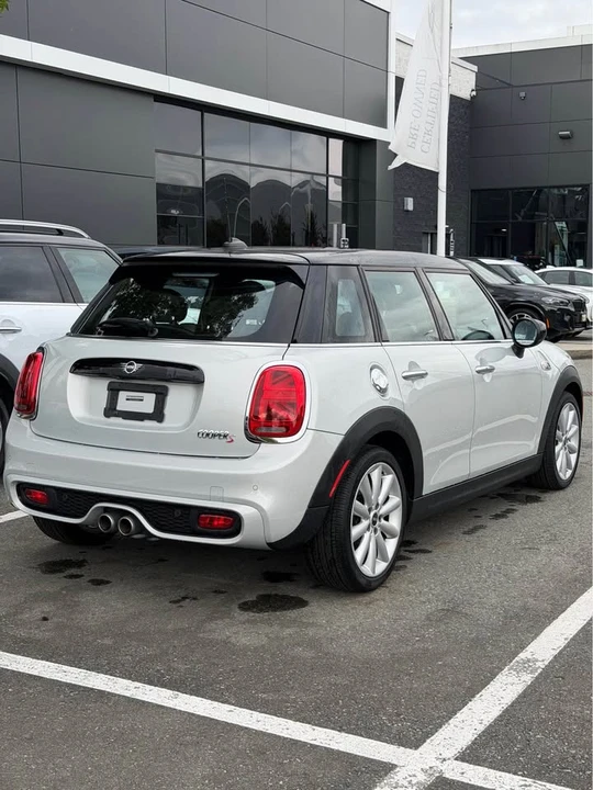 2021 Mini Mini Cooper S 3rd Gen - Image 3 of 5