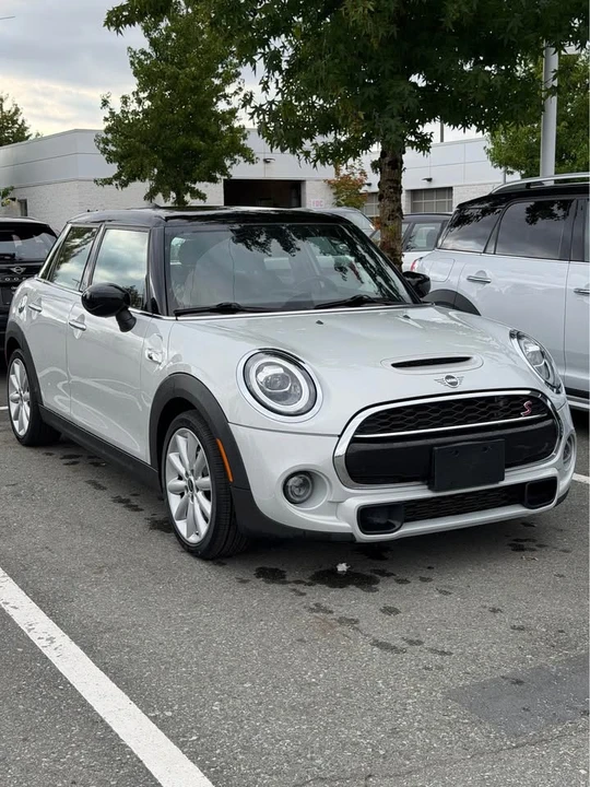 2021 Mini Mini Cooper S 3rd Gen - Image 2 of 5