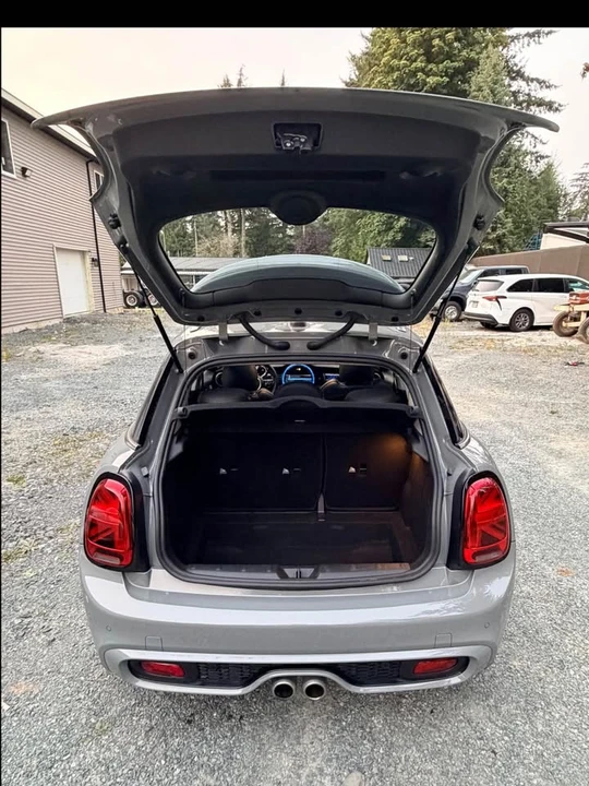 2021 Mini Mini Cooper S 3rd Gen - Image 19 of 20