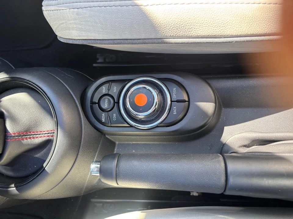 2021 Mini Mini Cooper S 3rd Gen - Image 9 of 16