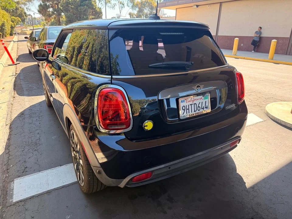 2021 Mini Mini 3rd Gen - Image 11 of 13
