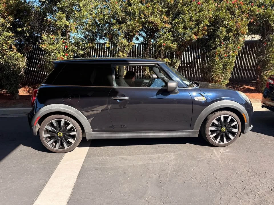 2021 Mini Mini 3rd Gen - Image 13 of 13