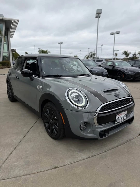 2021 Mini Mini 3rd Gen - Image 3 of 9