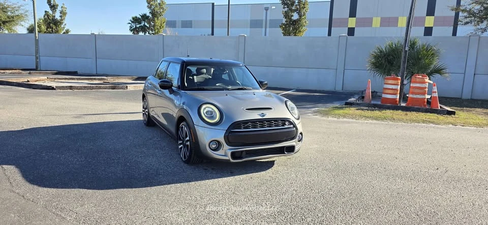 2021 Mini Mini 3rd Gen - Image 2 of 13