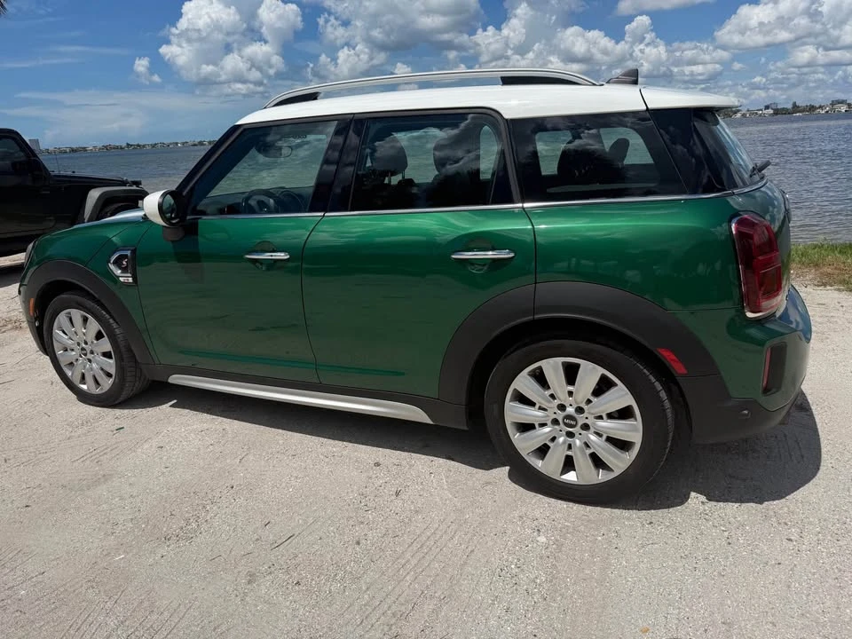 2021 Mini Mini 3rd Gen - Image 2 of 18