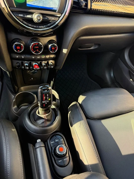 2021 Mini Coupe & Roadster - Image 13 of 20