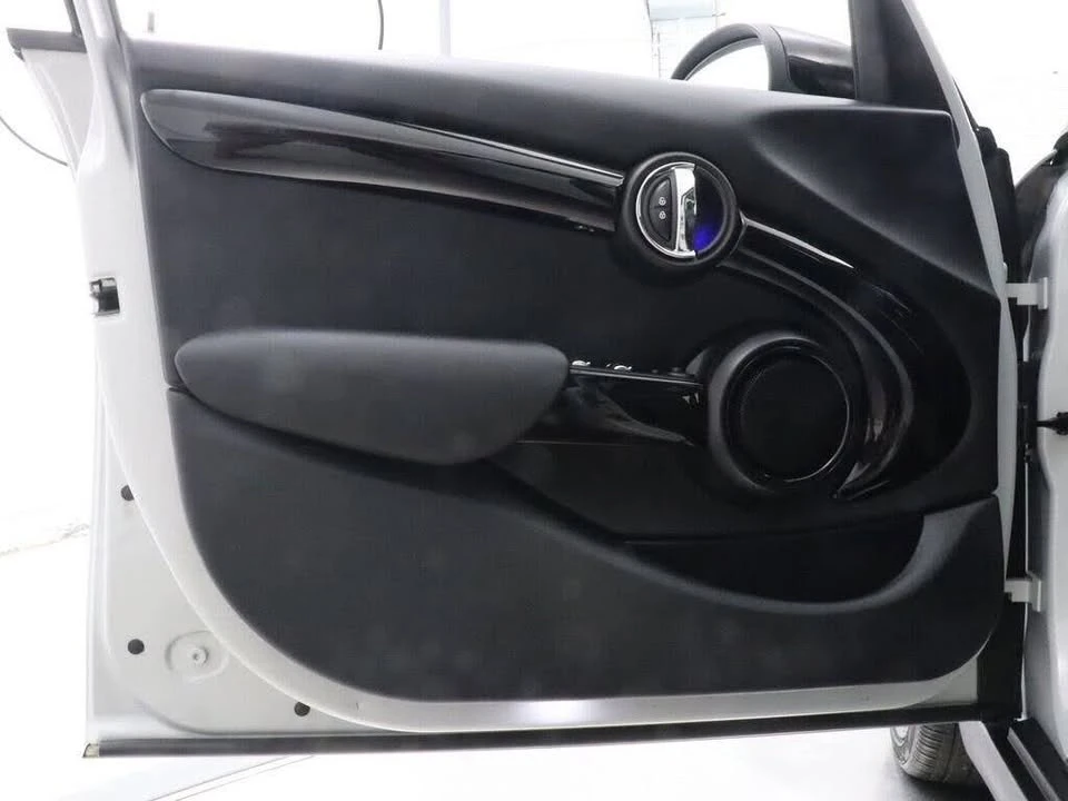 2021 Mini Mini Cooper S 3rd Gen - Image 17 of 20