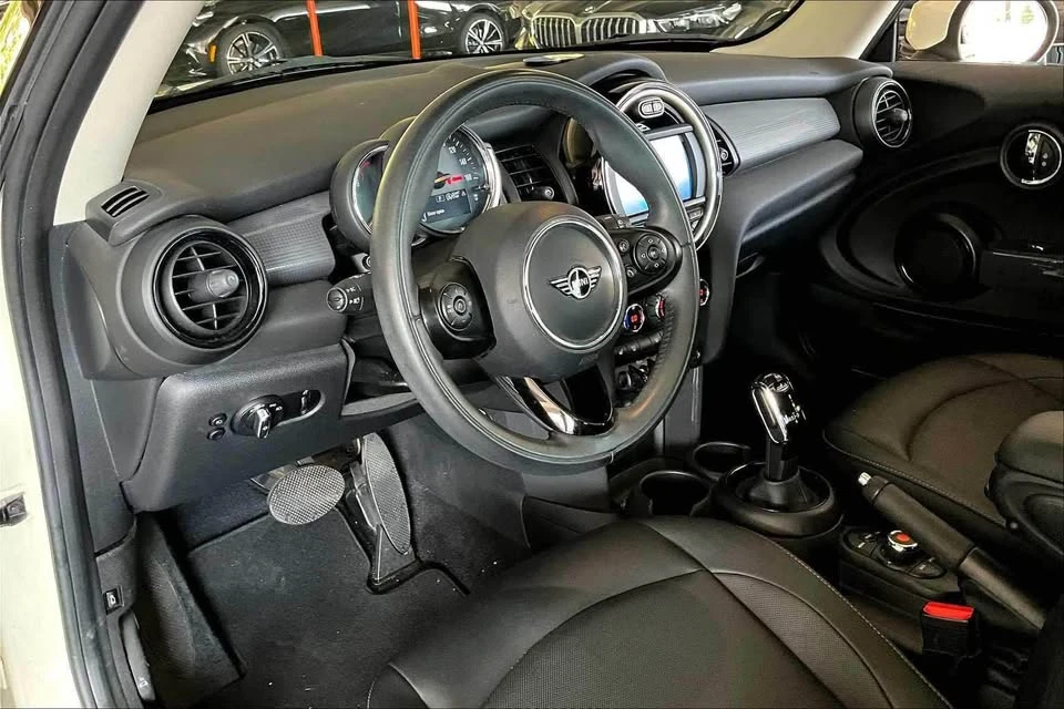 2021 Mini Mini 3rd Gen - Image 7 of 17
