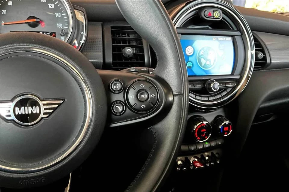 2021 Mini Mini 3rd Gen - Image 8 of 17
