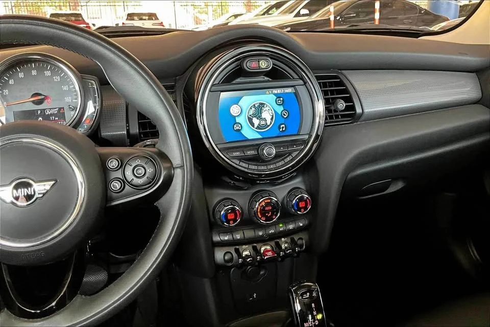 2021 Mini Mini 3rd Gen - Image 15 of 17