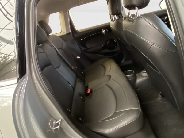 2021 Mini Mini Cooper S 3rd Gen - Image 6 of 8