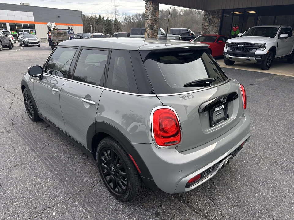 2021 Mini Mini Cooper S 3rd Gen - Image 8 of 12