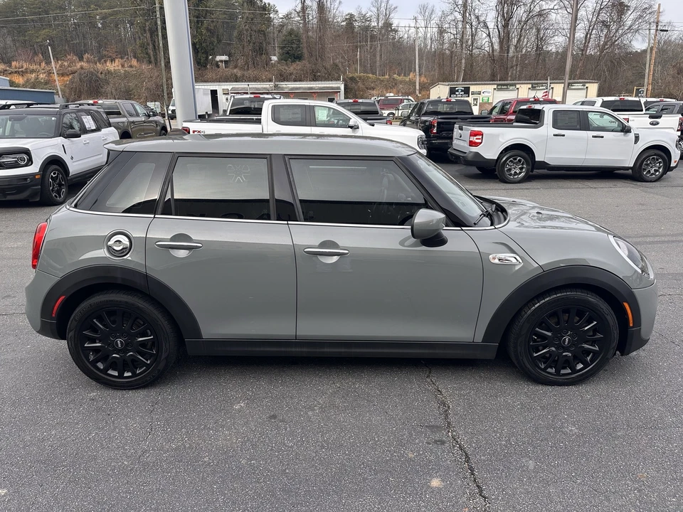 2021 Mini Mini Cooper S 3rd Gen - Image 5 of 12