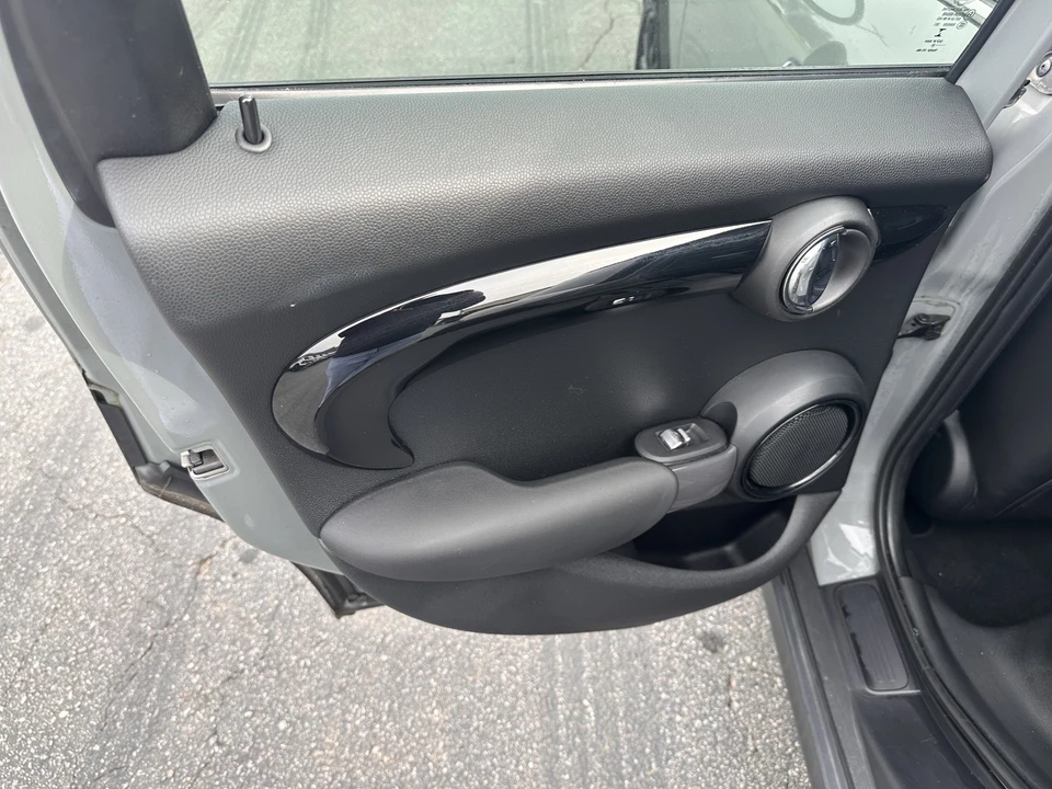2021 Mini Mini Cooper S 3rd Gen - Image 11 of 12