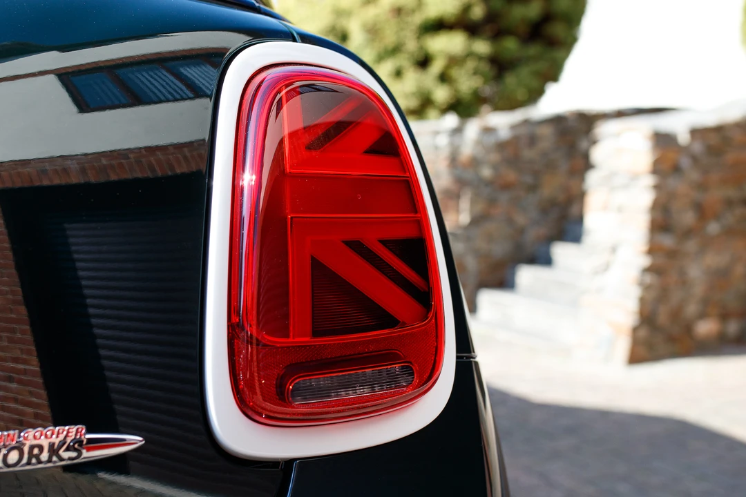 2021 Mini Mini John Cooper Works 3rd Gen - Image 17 of 31