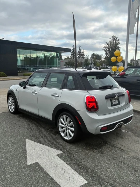 2021 Mini Mini Cooper S 3rd Gen - Image 6 of 10